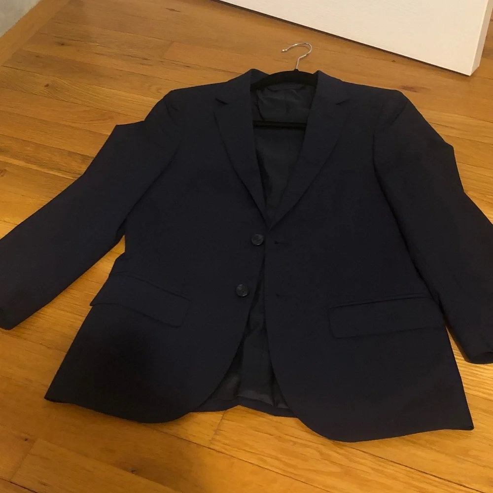 Jos. A. Bank Boys Navy Two-Piece Suit size 14